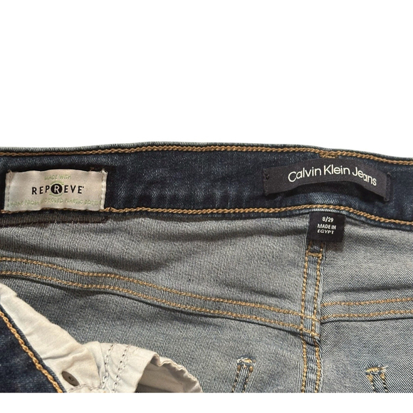 Calvin Klein Distressed Jeans Womens 8 / 29 Blue Denim Mid-Rise Repreve Cowgirl - Picture 8 of 16